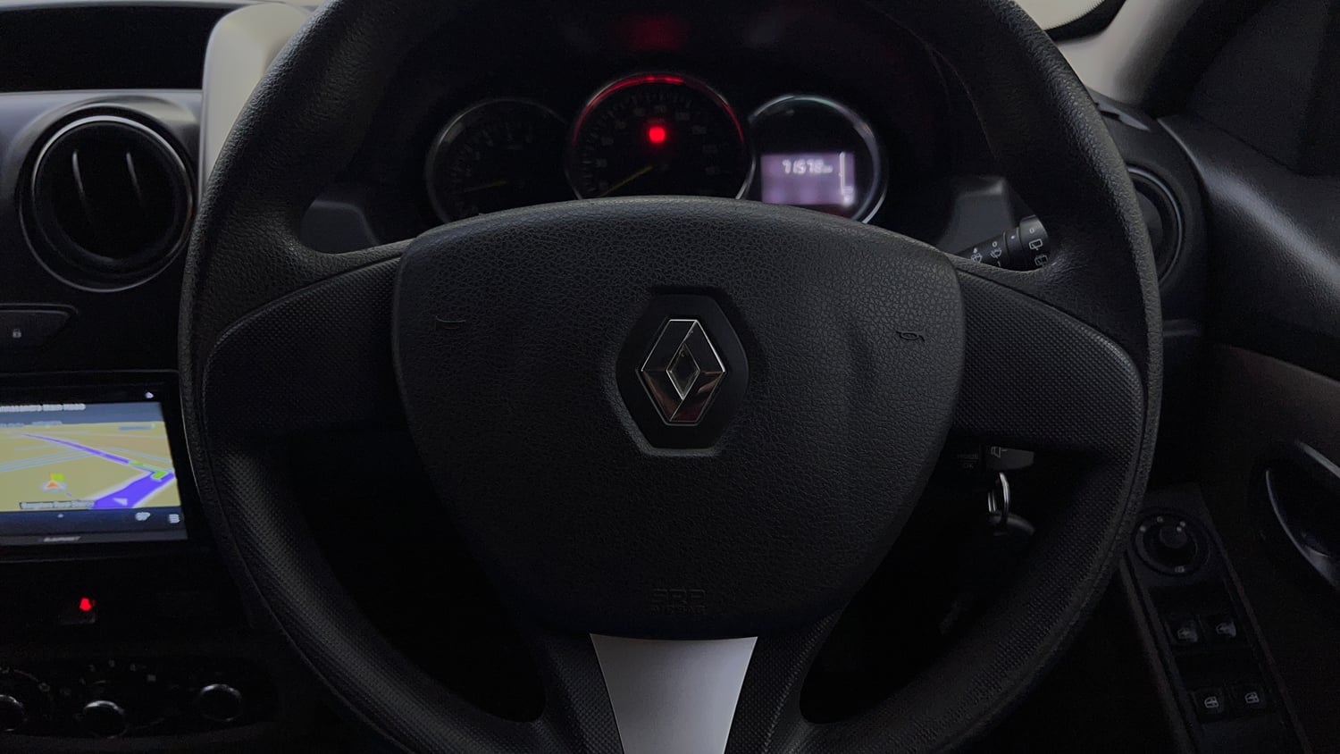 Used 2016 Renault Duster RXL Petrol Petrol Manual top_features Airbags