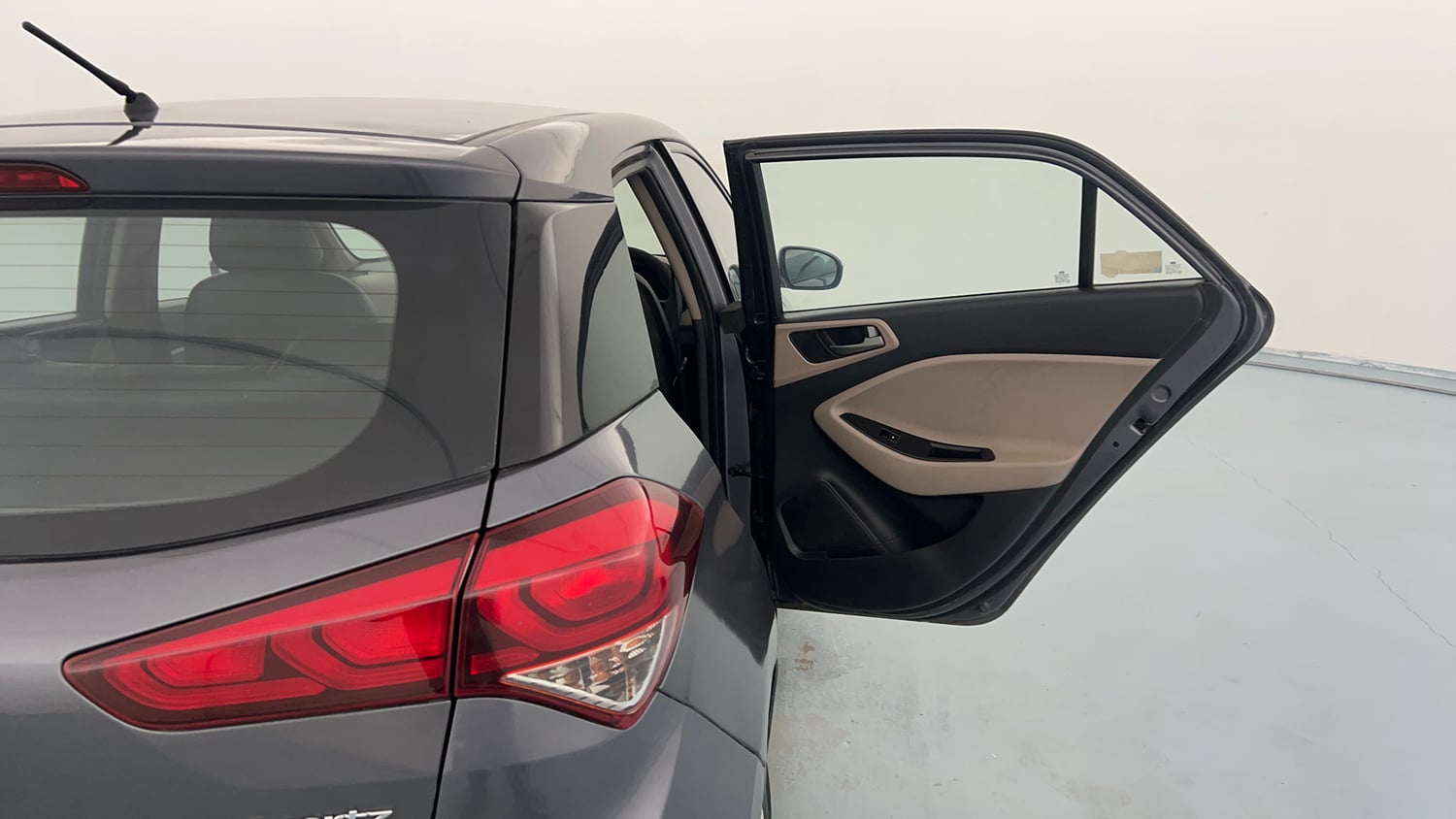 Used 2017 Hyundai Elite i20 Sportz 1.2 Petrol Manual interior RIGHT REAR DOOR OPEN VIEW