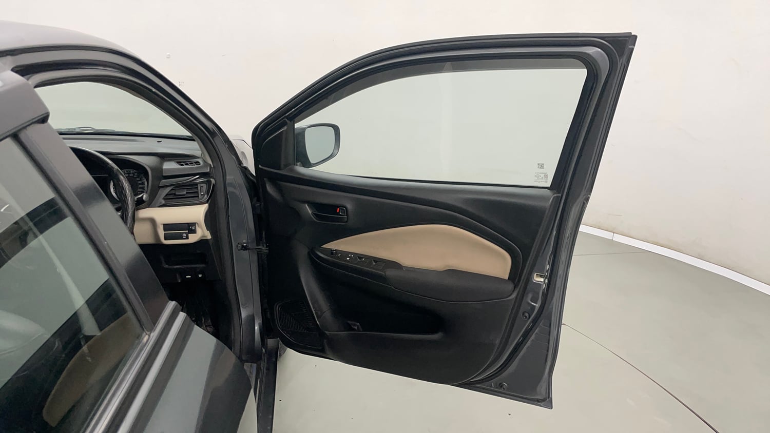 Used 2022 Toyota Glanza S Petrol Manual interior RIGHT FRONT DOOR OPEN VIEW