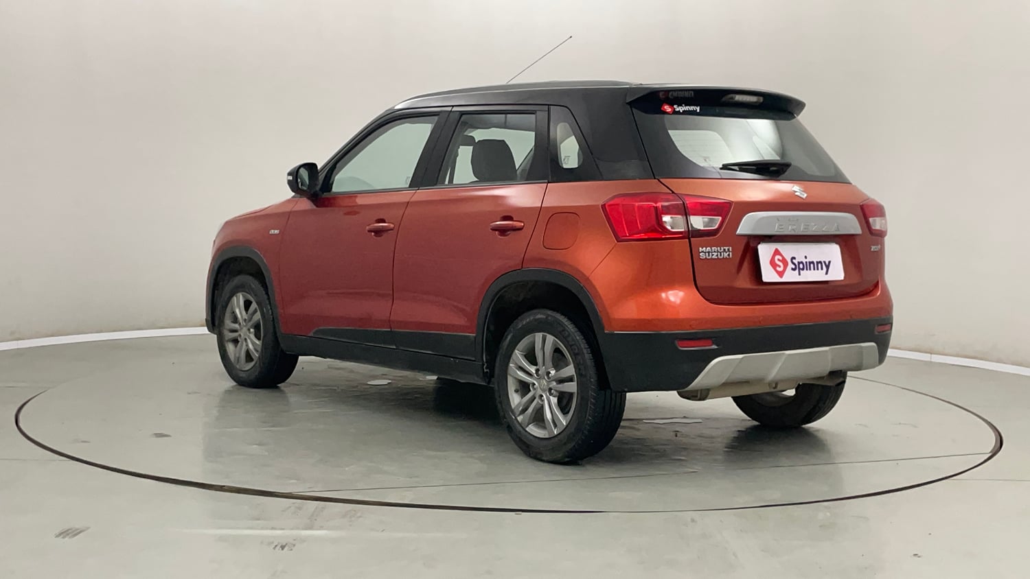 Used 2017 Maruti Suzuki Vitara Brezza ZDi+ Dual Tone Diesel Manual exterior LEFT REAR CORNER VIEW