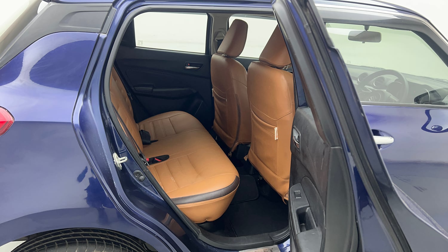 Used 2023 Maruti Suzuki Swift VXi Petrol Manual interior RIGHT SIDE REAR DOOR CABIN VIEW