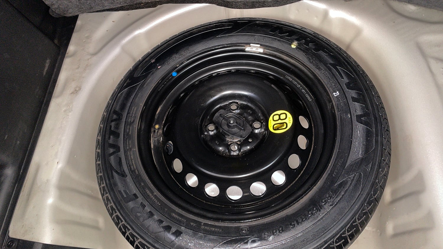 Used 2016 Maruti Suzuki Baleno Alpha 1.2 Petrol Manual tyres SPARE TYRE VIEW