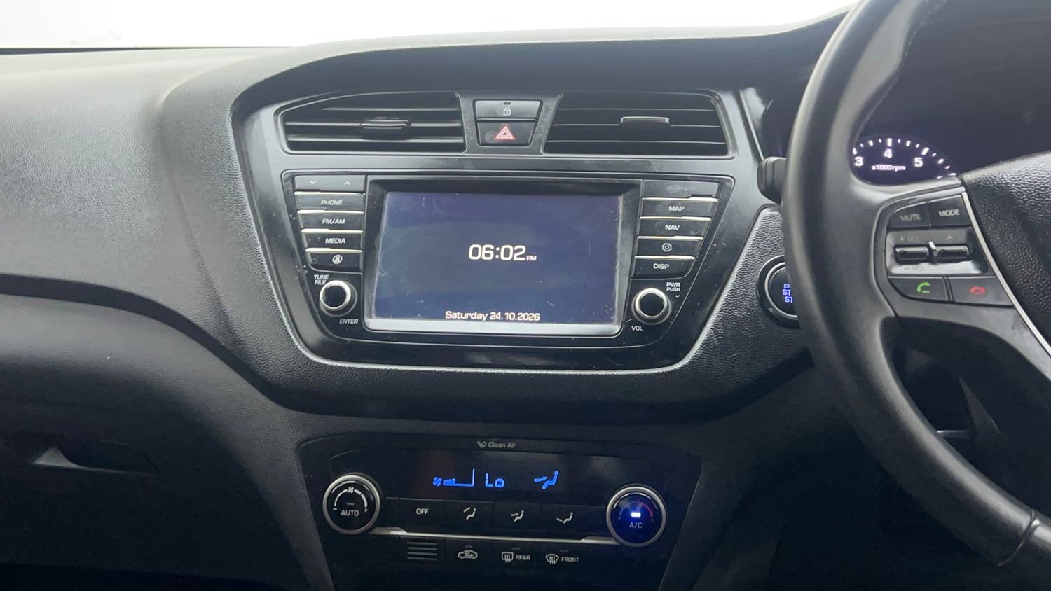 Used 2016 Hyundai i20 Active 1.2 SX Petrol Manual interior MUSIC SYSTEM & AC CONTROL VIEW