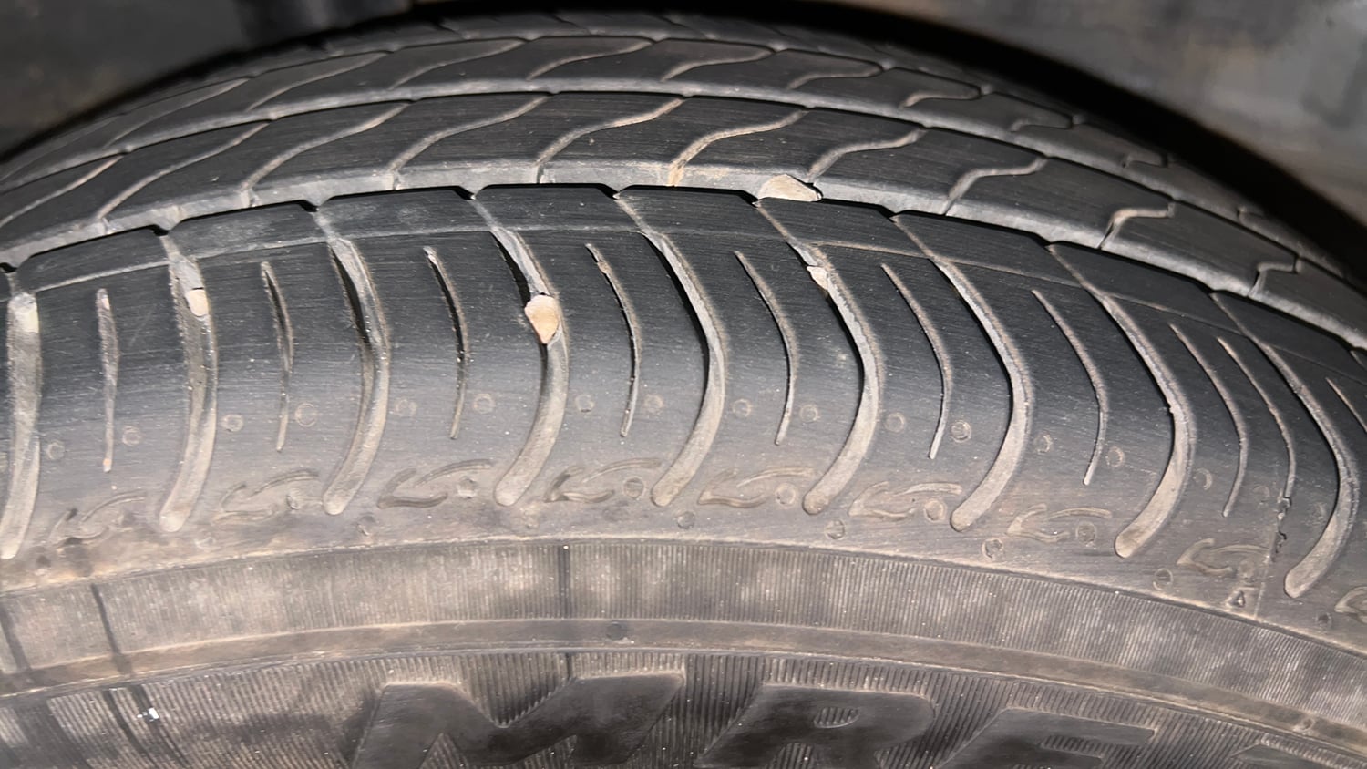Used 2022 Honda Amaze VX CVT 1.2 Petrol Petrol Automatic tyres RIGHT REAR TYRE TREAD VIEW