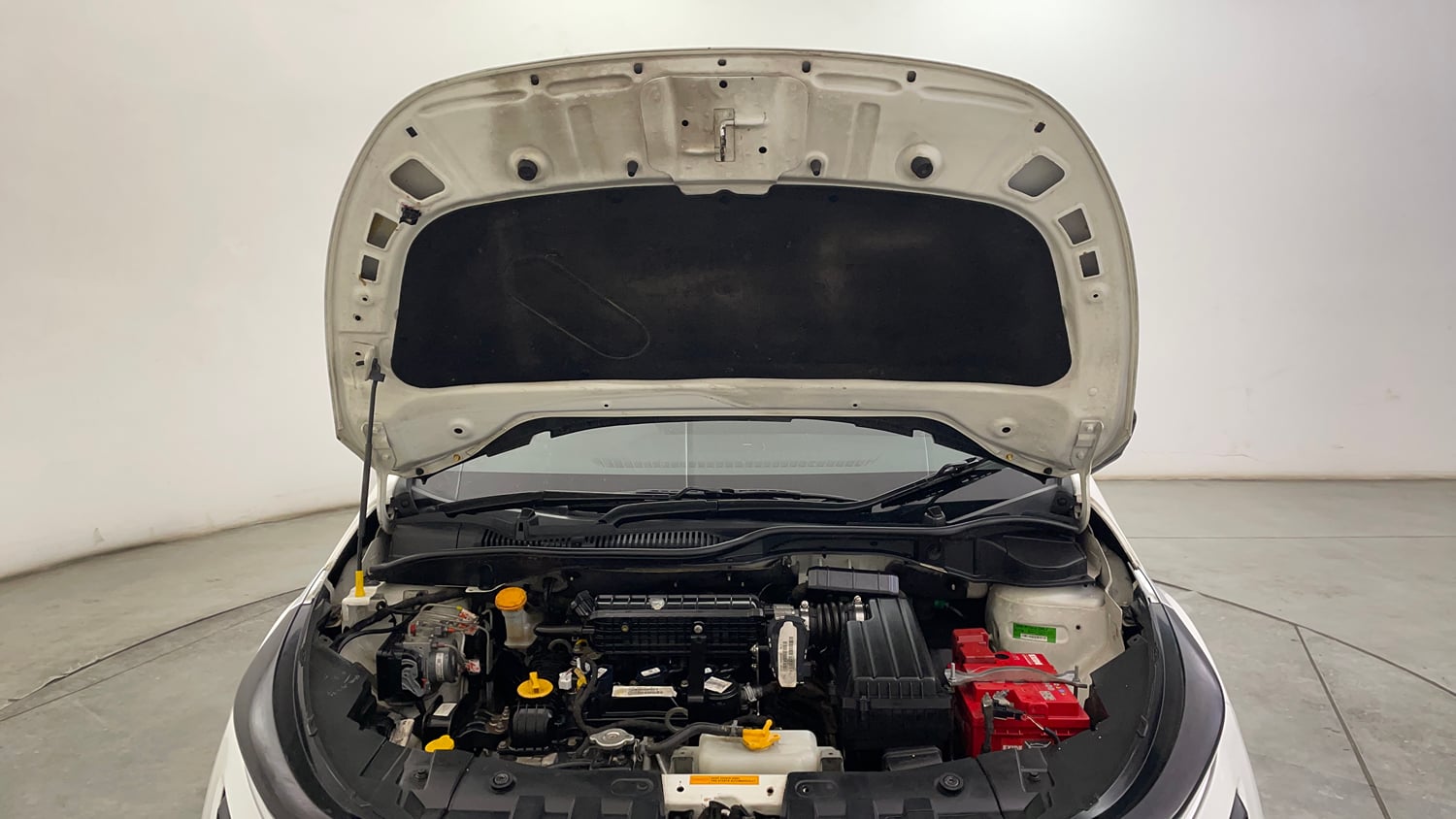 Used 2024 Tata Altroz XM Plus (S) Petrol Manual engine ENGINE & BONNET OPEN FRONT VIEW