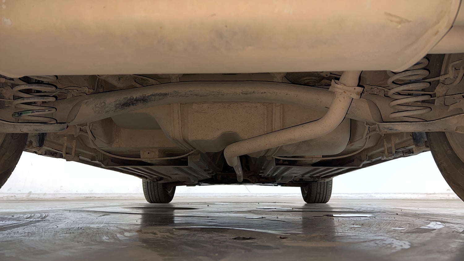 Used 2018 Maruti Suzuki S-Cross Zeta 1.3 Diesel Manual extra REAR UNDERBODY VIEW (TAKEN FROM REAR)