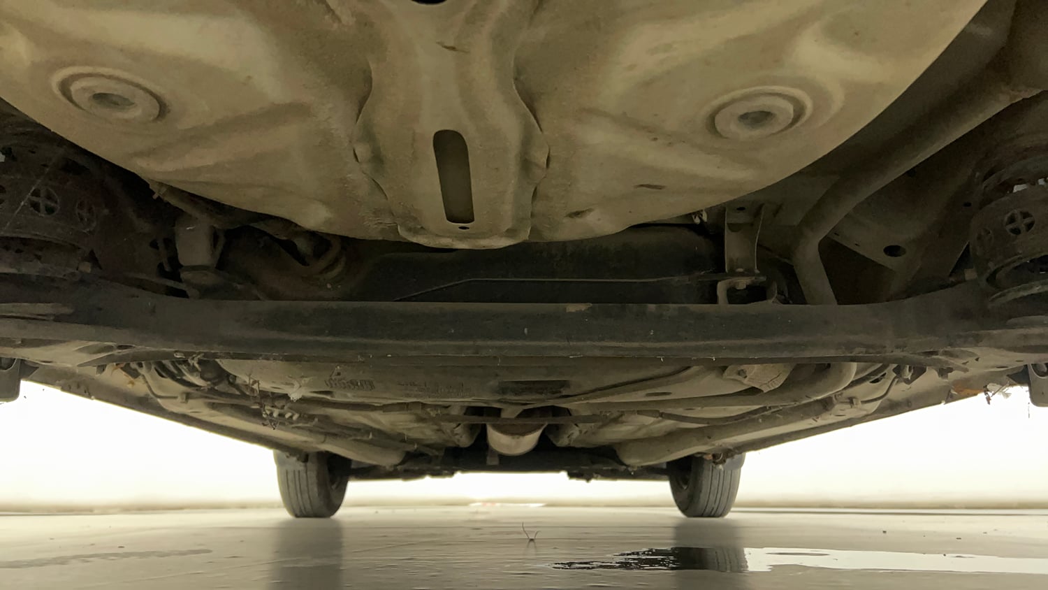 Used 2018 Maruti Suzuki Dzire VXi Petrol Manual extra REAR UNDERBODY VIEW (TAKEN FROM REAR)