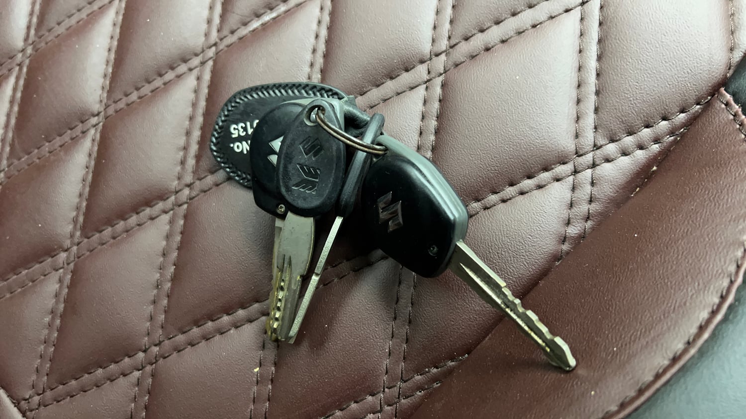 Used 2018 Maruti Suzuki Swift VXI CNG (Outside Fitted) Cng Manual extra CAR KEY VIEW