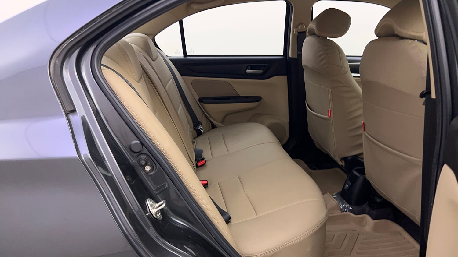Used 2022 Honda Amaze VX CVT 1.2 Petrol Petrol Automatic interior RIGHT SIDE REAR DOOR CABIN VIEW