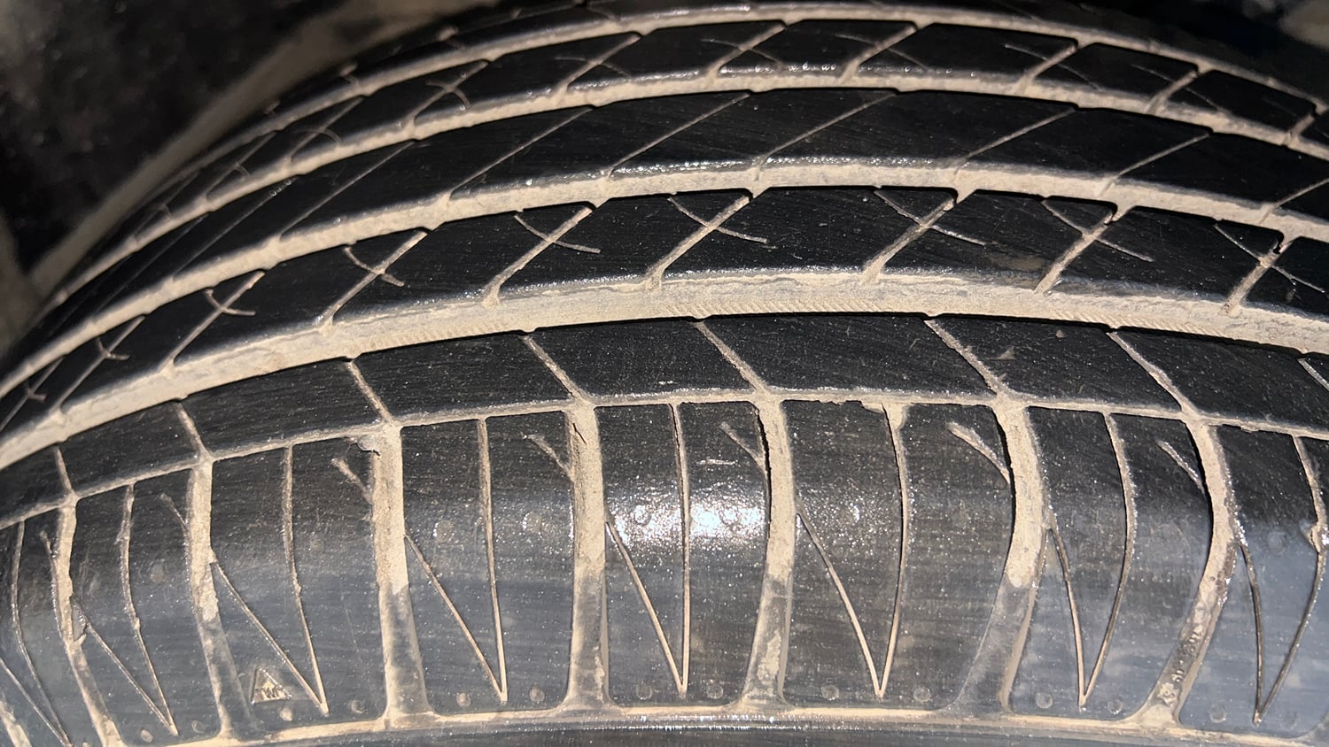 Used 2021 Toyota Urban Cruiser High Grade MT Petrol Manual tyres RIGHT FRONT TYRE TREAD VIEW