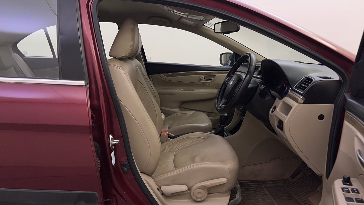 Used 2021 Maruti Suzuki Ciaz Alpha 1.5 AT Petrol Automatic interior RIGHT SIDE FRONT DOOR CABIN VIEW