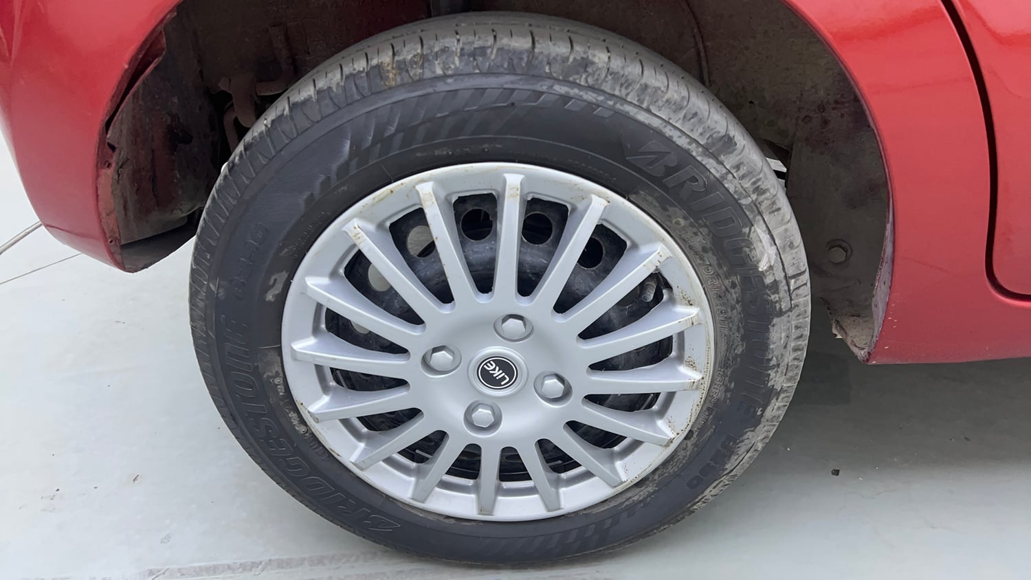 Used 2017 Maruti Suzuki Celerio ZXI (O) AMT Petrol Automatic tyres RIGHT REAR TYRE RIM VIEW