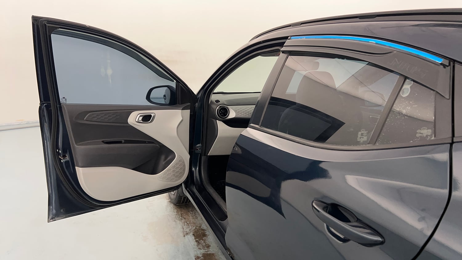 Used 2021 Hyundai Grand i10 Nios Sportz 1.2 Kappa VTVT Petrol Manual interior LEFT FRONT DOOR OPEN VIEW