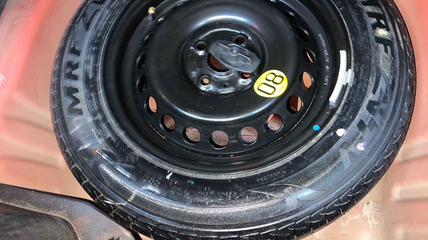 Used 2017 Maruti Suzuki Baleno Zeta 1.2 AT Petrol Automatic tyres SPARE TYRE VIEW