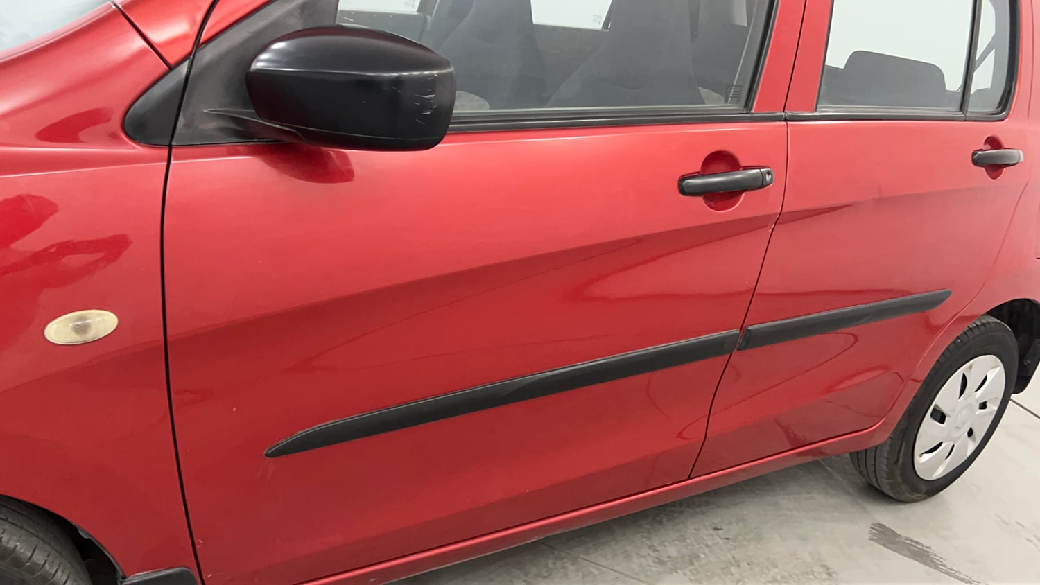 Used 2014 Maruti Suzuki Celerio VXi AMT Petrol Automatic dents MINOR DENT