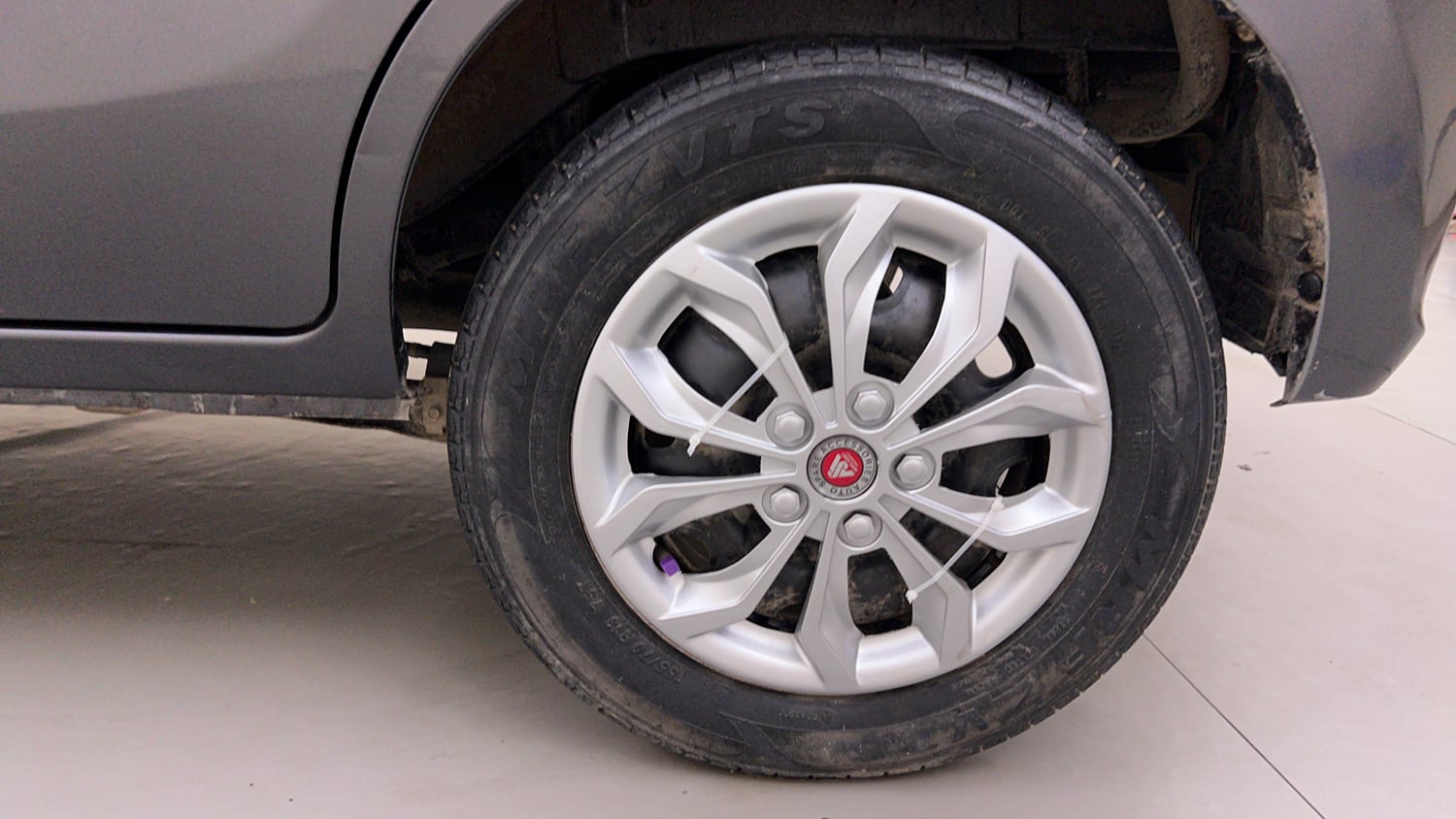 Used 2017 Maruti Suzuki Alto K10 VXi Petrol Manual tyres LEFT REAR TYRE RIM VIEW