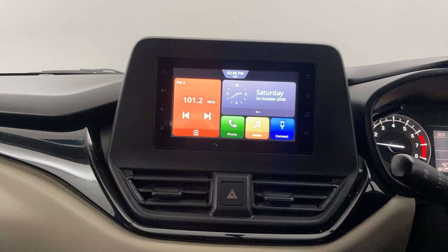 Used 2022 Toyota Glanza S Petrol Manual top_features Integrated (in-dash) music system
