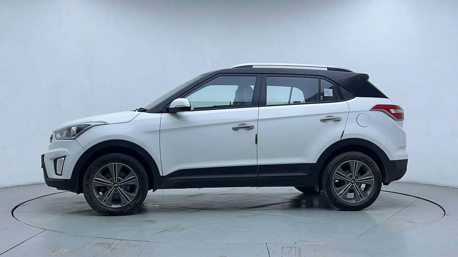 Used 2017 Hyundai Creta 1.6 SX Plus AT Petrol Petrol Automatic exterior LEFT SIDE VIEW