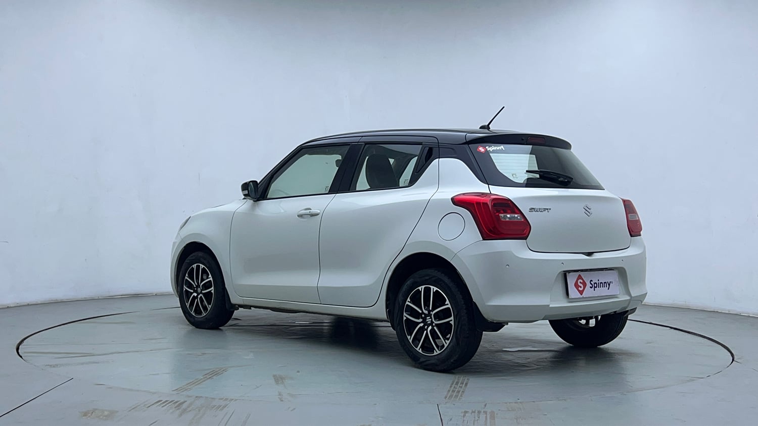 Used 2021 Maruti Suzuki Swift ZXi Plus Dual Tone Petrol Manual exterior LEFT REAR CORNER VIEW