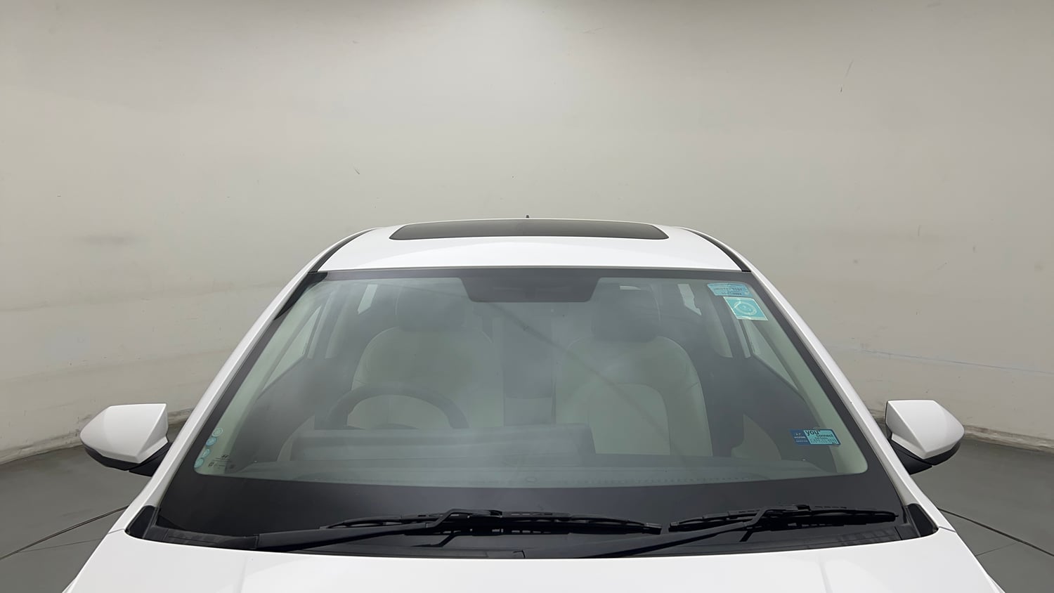 Used 2024 Hyundai Verna SX 1.5 Petrol MT Petrol Manual exterior FRONT WINDSHIELD VIEW