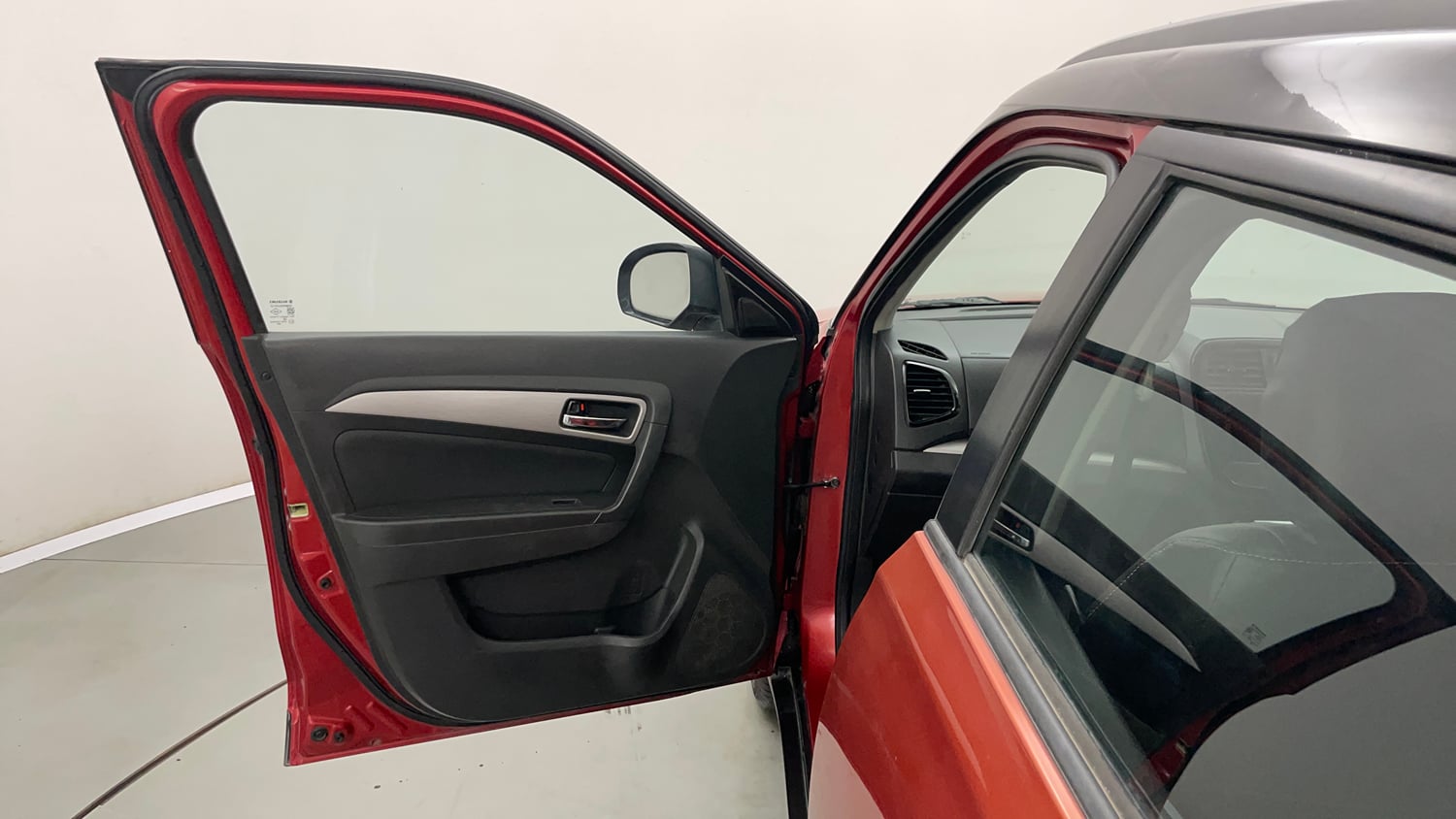 Used 2017 Maruti Suzuki Vitara Brezza ZDi+ Dual Tone Diesel Manual interior LEFT FRONT DOOR OPEN VIEW