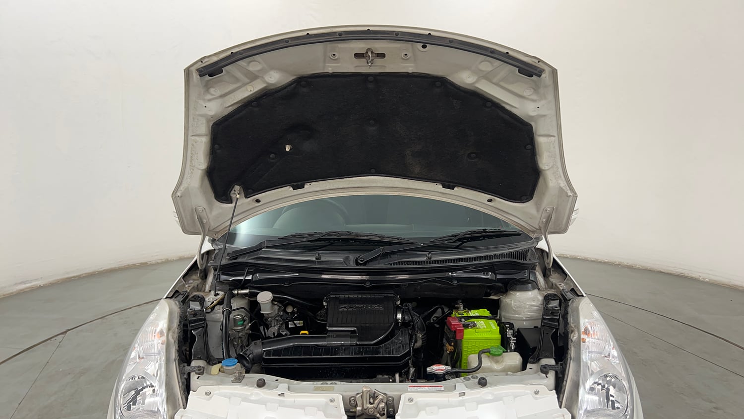 Used 2012 Maruti Suzuki Swift VXi Petrol Manual engine ENGINE & BONNET OPEN FRONT VIEW