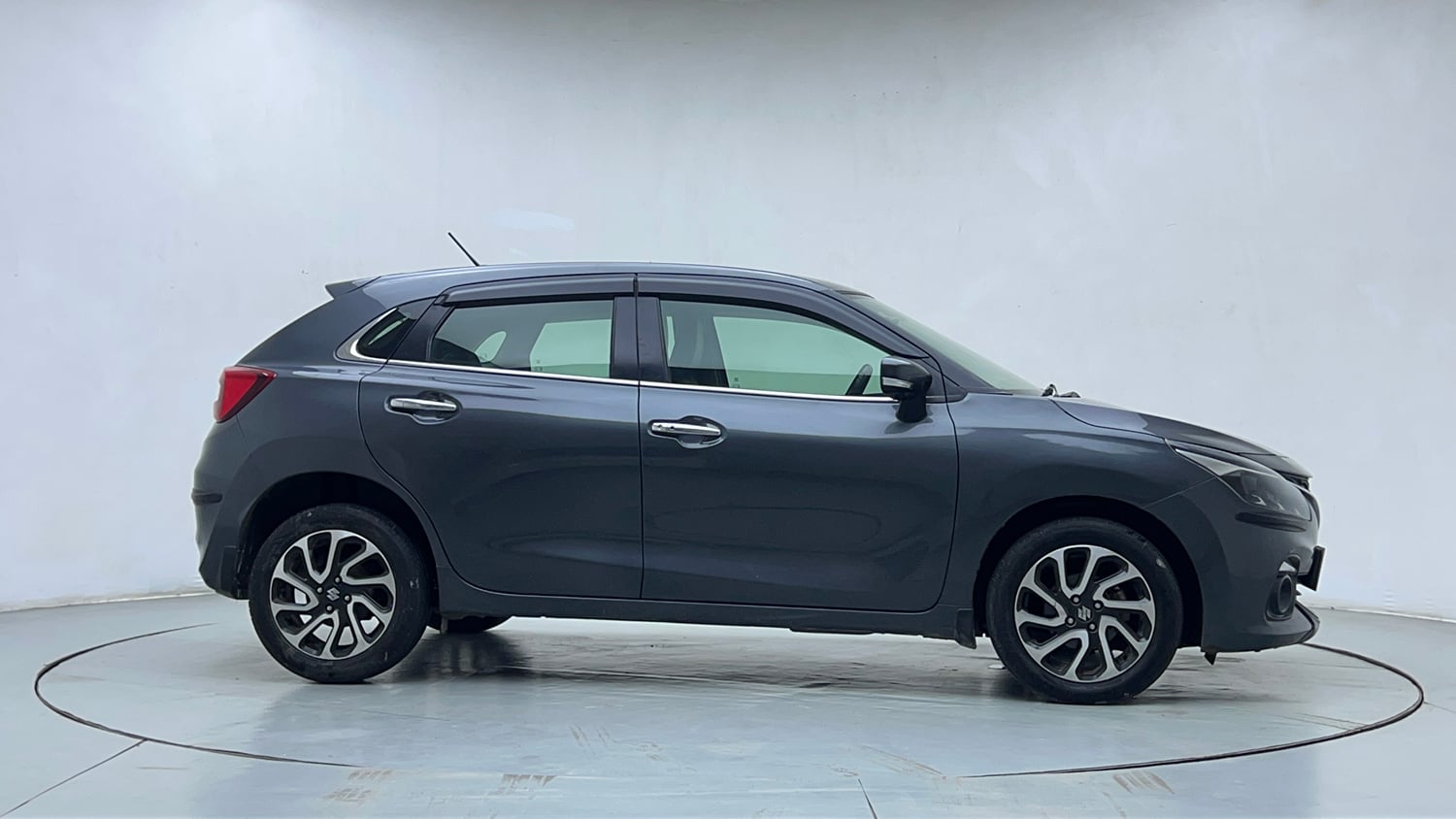 Used 2022 Maruti Suzuki Baleno Alpha AGS Petrol Automatic exterior RIGHT SIDE VIEW
