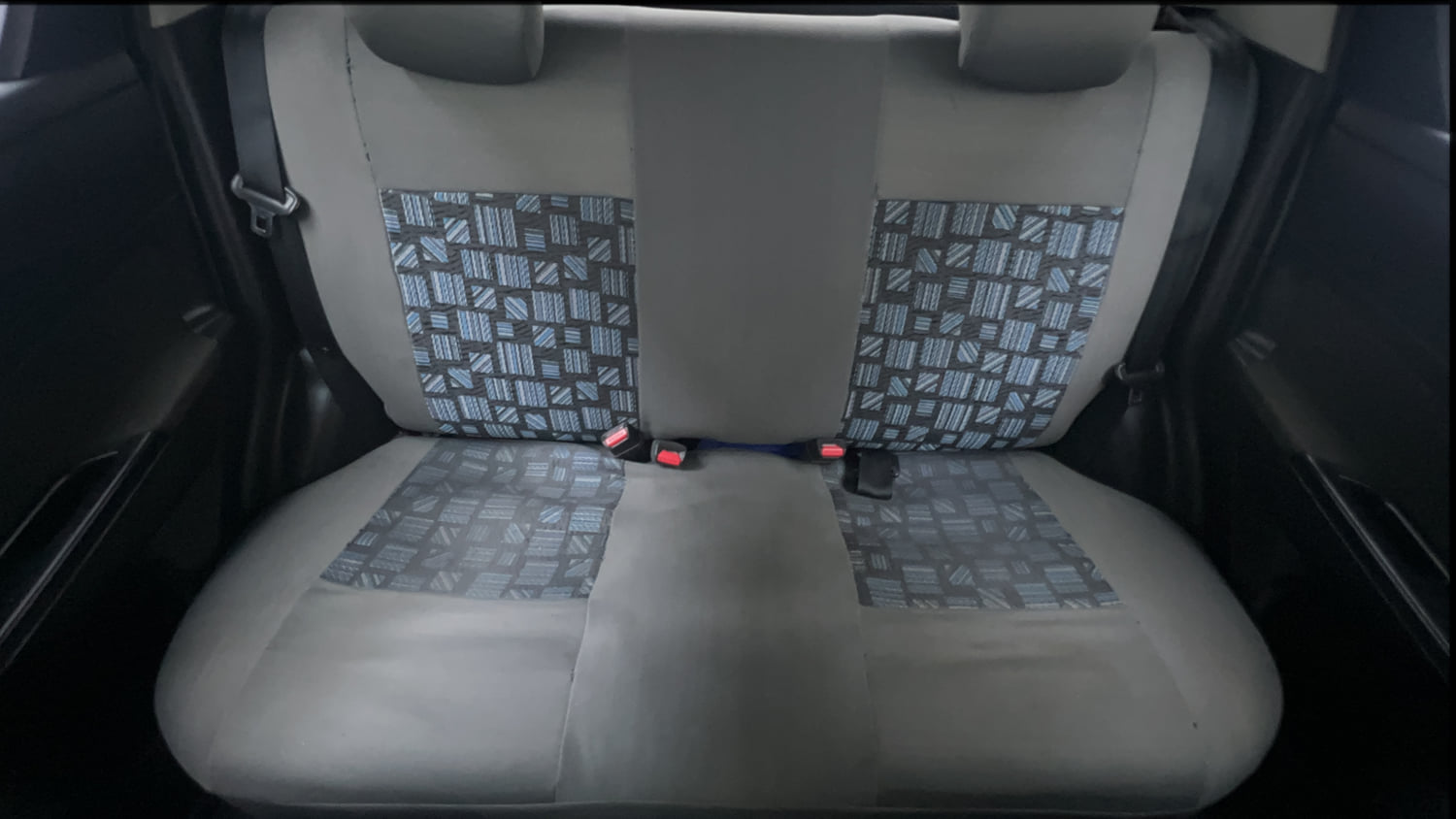 Used 2014 Maruti Suzuki Swift VXi Petrol Manual interior REAR SEAT CONDITION VIEW