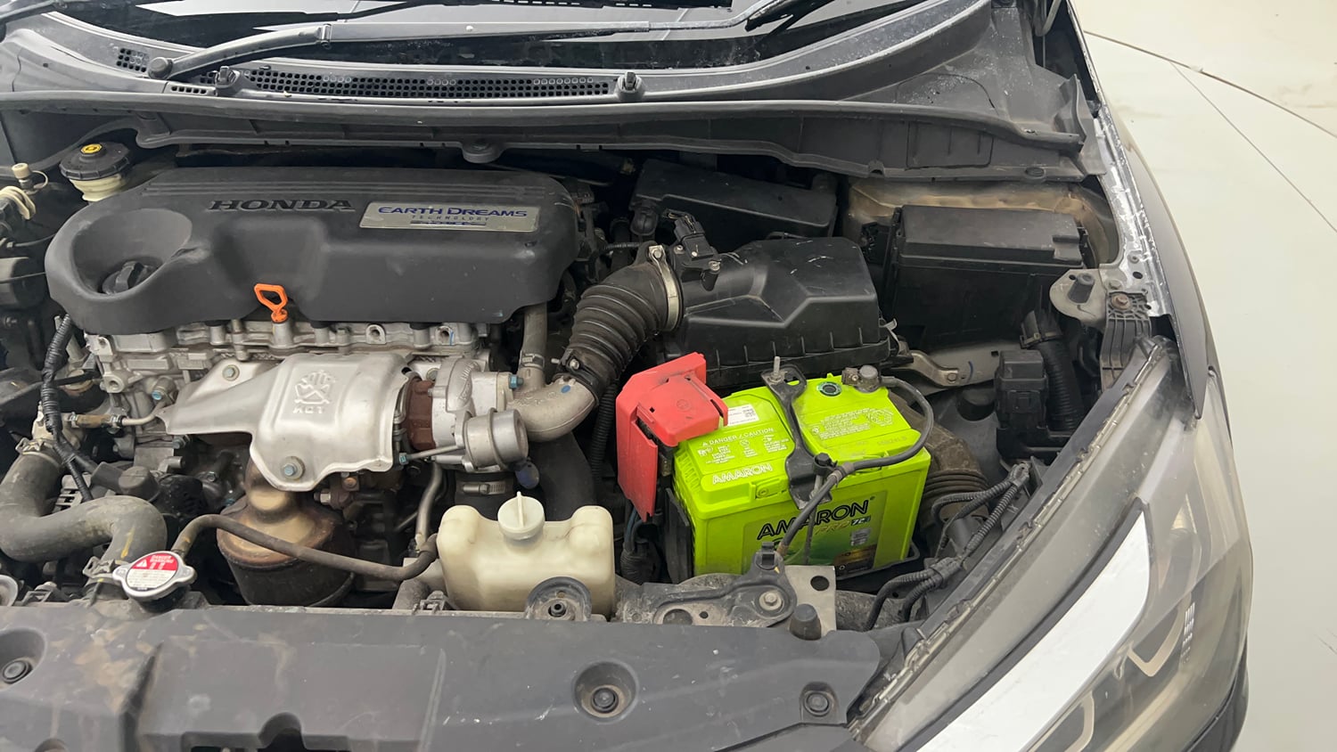 Used 2018 Honda City V Diesel Diesel Manual engine ENGINE LEFT SIDE VIEW