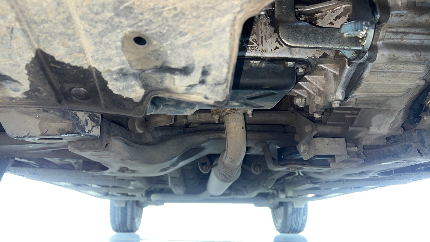 Used 2018 Tata Nexon XZA Plus Diesel Diesel Automatic extra FRONT LEFT UNDERBODY VIEW