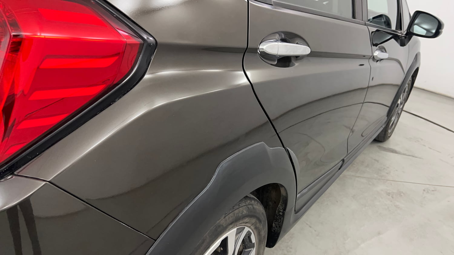 Used 2017 Honda WR-V VX MT Petrol Petrol Manual dents MINOR SCRATCH