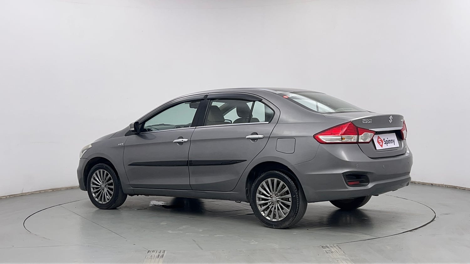 Used 2016 Maruti Suzuki Ciaz ZXi Petrol Manual exterior LEFT REAR CORNER VIEW