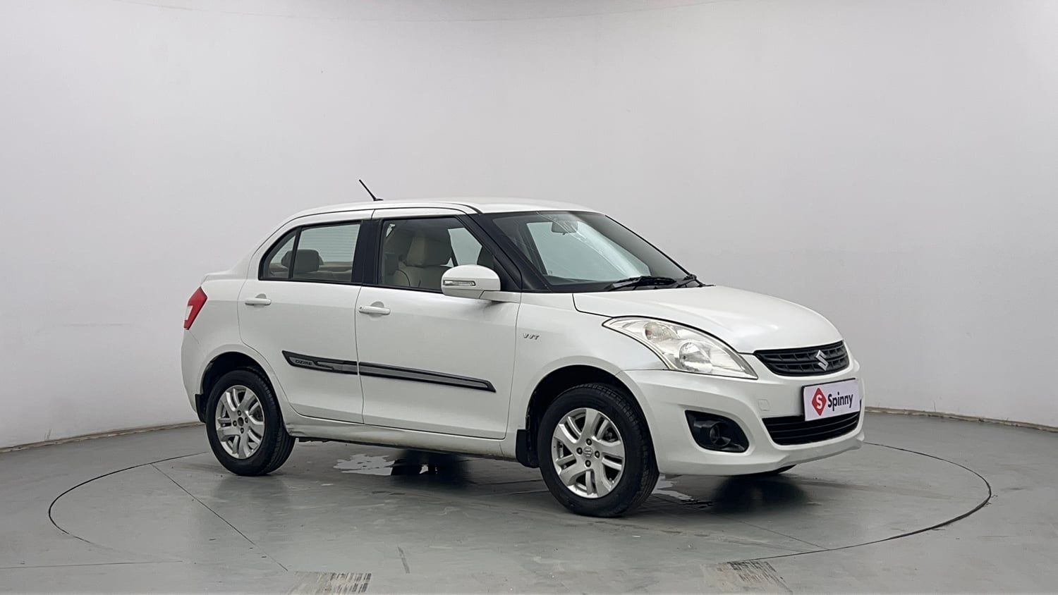 Used 2014 Maruti Suzuki Swift Dzire ZXI Petrol Manual exterior RIGHT FRONT CORNER VIEW