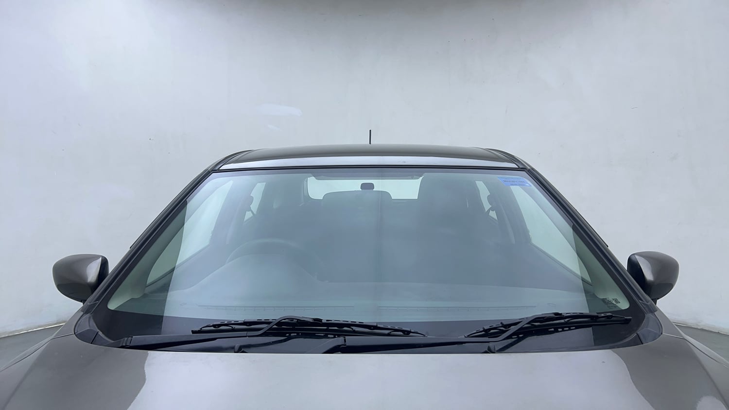 Used 2021 Maruti Suzuki Baleno Sigma Petrol Manual exterior FRONT WINDSHIELD VIEW