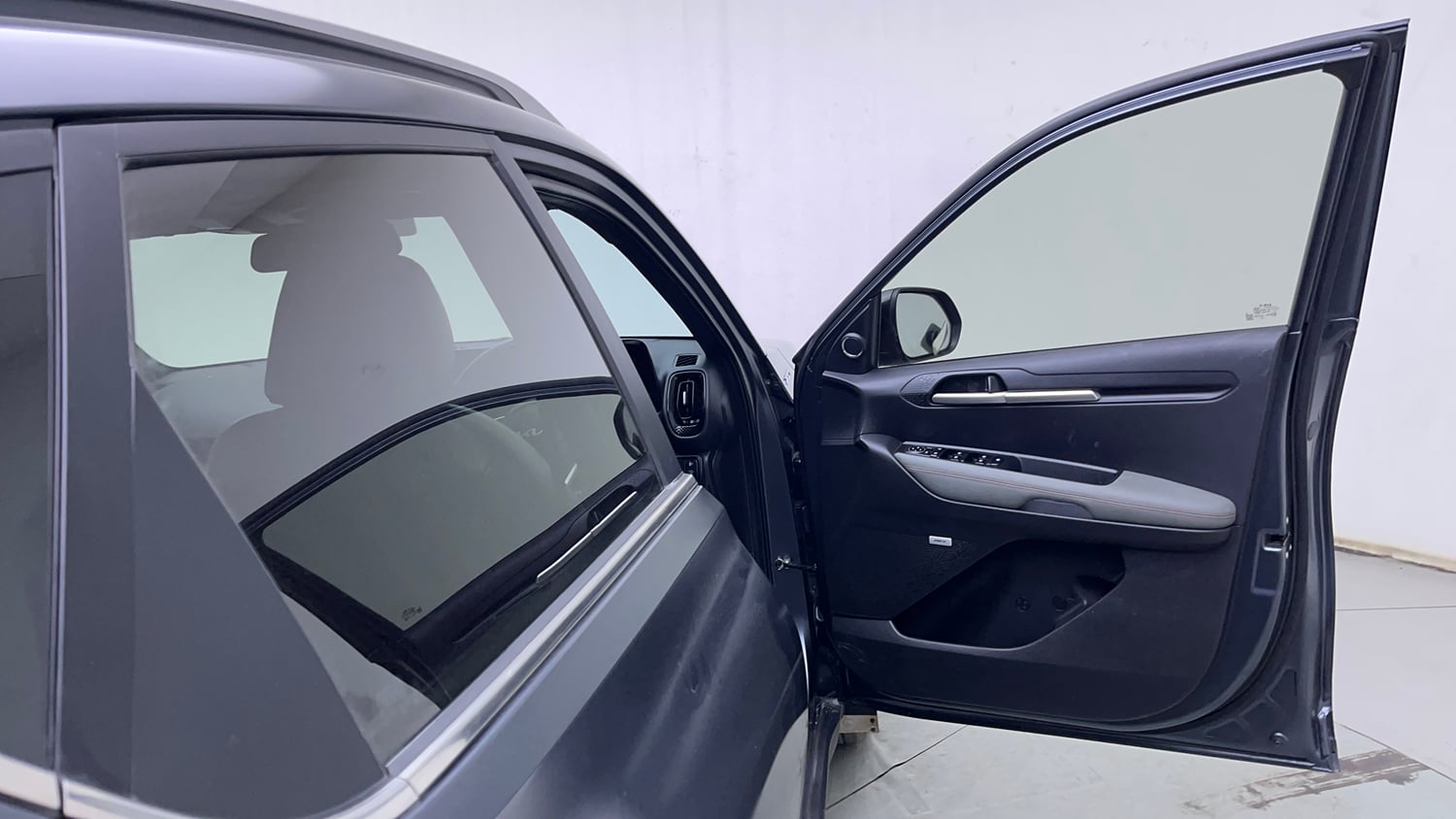Used 2022 Kia Sonet X Line 1.0 DCT Petrol Automatic interior RIGHT FRONT DOOR OPEN VIEW