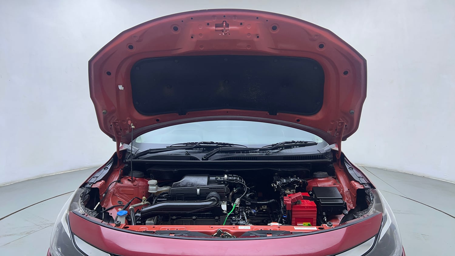 Used 2022 Toyota Glanza V Petrol Manual engine ENGINE & BONNET OPEN FRONT VIEW