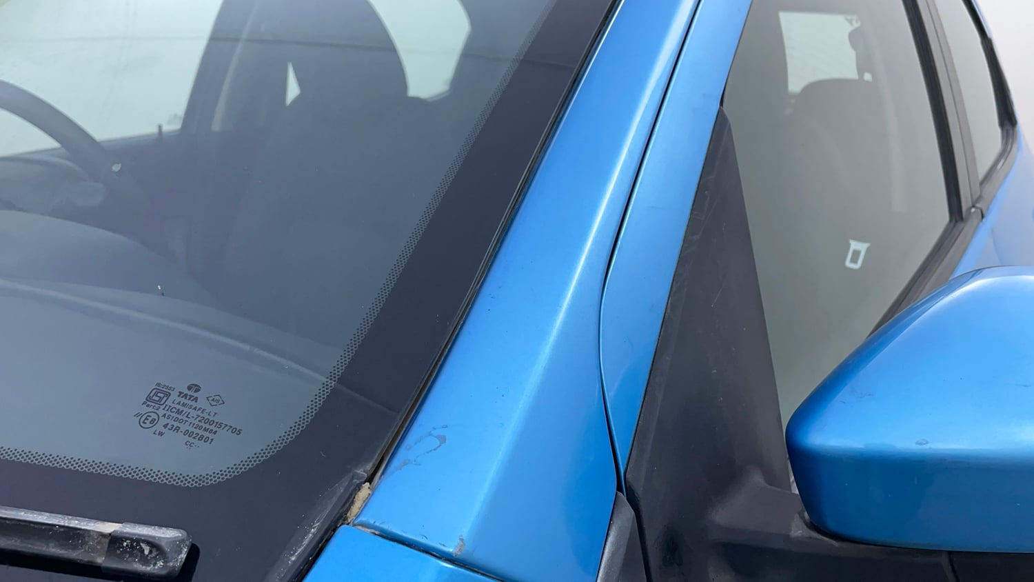 Used 2017 Tata Tiago Revotron XZ Petrol Manual dents MINOR SCRATCH