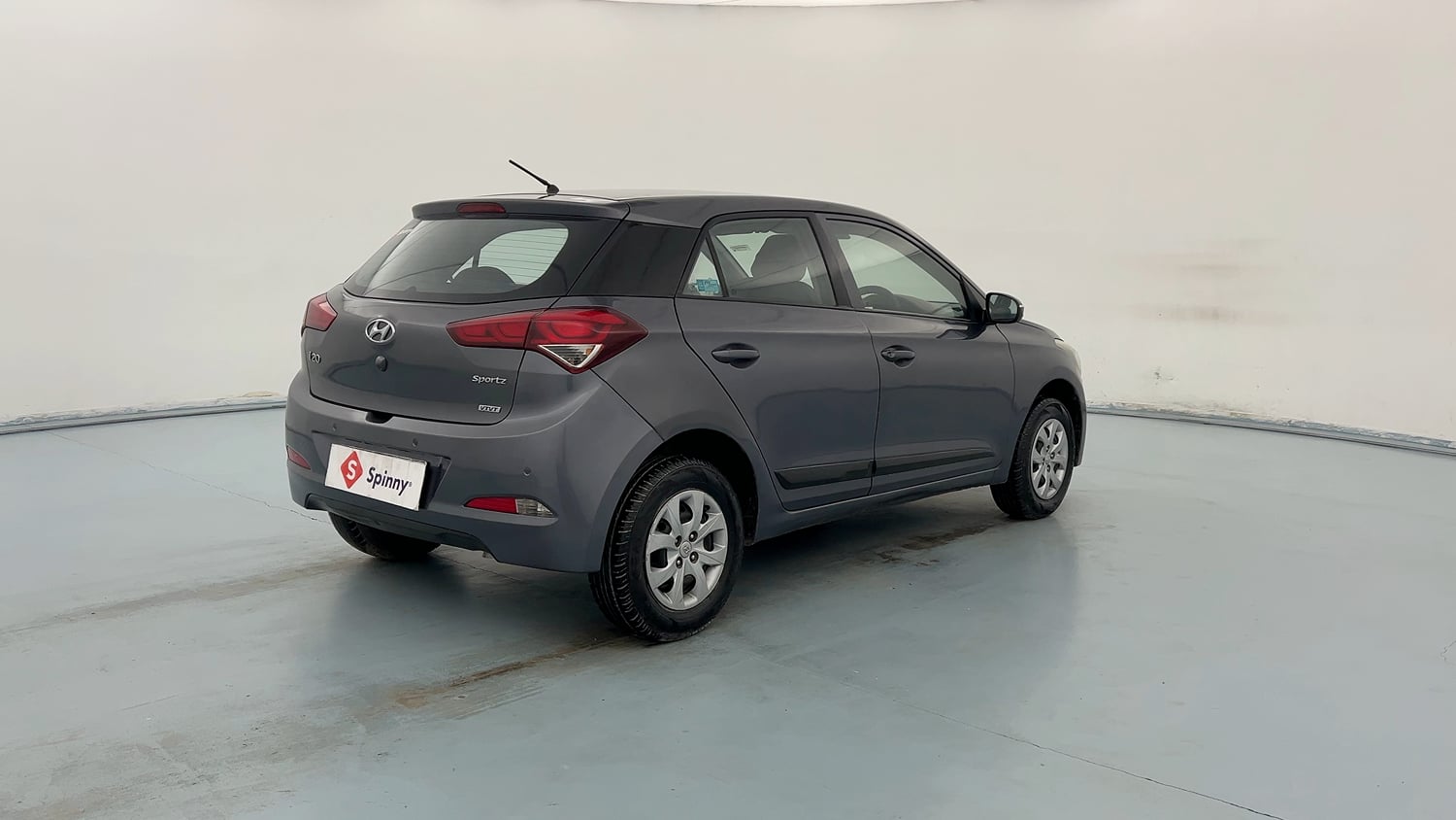 Used 2017 Hyundai Elite i20 Sportz 1.2 Petrol Manual exterior RIGHT REAR CORNER VIEW