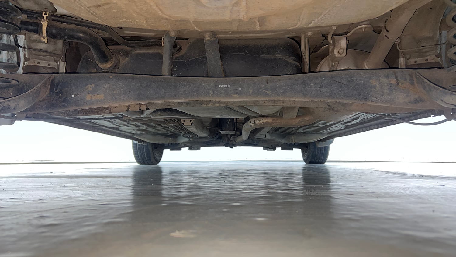 Used 2020 Honda Amaze 1.2 S MT Petrol Petrol Manual extra REAR UNDERBODY VIEW (TAKEN FROM REAR)