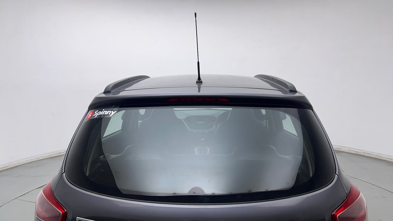 Used 2019 Hyundai Grand i10 Magna 1.2 Kappa VTVT Petrol Manual exterior BACK WINDSHIELD VIEW