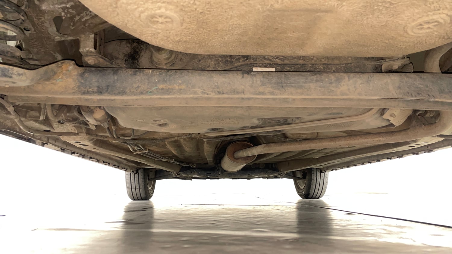 Used 2022 Maruti Suzuki Ignis Zeta 1.2 MT Petrol Manual extra REAR UNDERBODY VIEW (TAKEN FROM REAR)