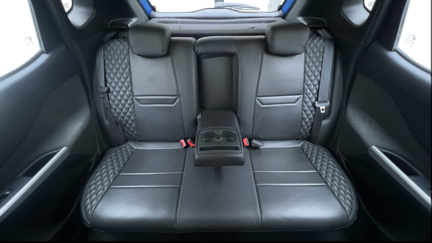 Used 2022 Nissan Magnite XV Petrol Manual interior REAR SEAT CONDITION VIEW