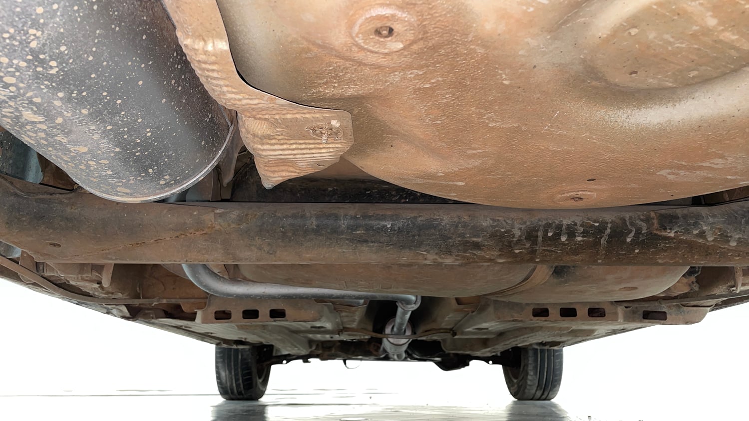 Used 2013 Volkswagen Polo Comfortline 1.2L (P) Petrol Manual extra REAR UNDERBODY VIEW (TAKEN FROM REAR)