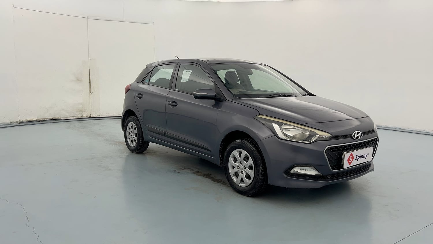 Used 2017 Hyundai Elite i20 Sportz 1.2 Petrol Manual exterior RIGHT FRONT CORNER VIEW