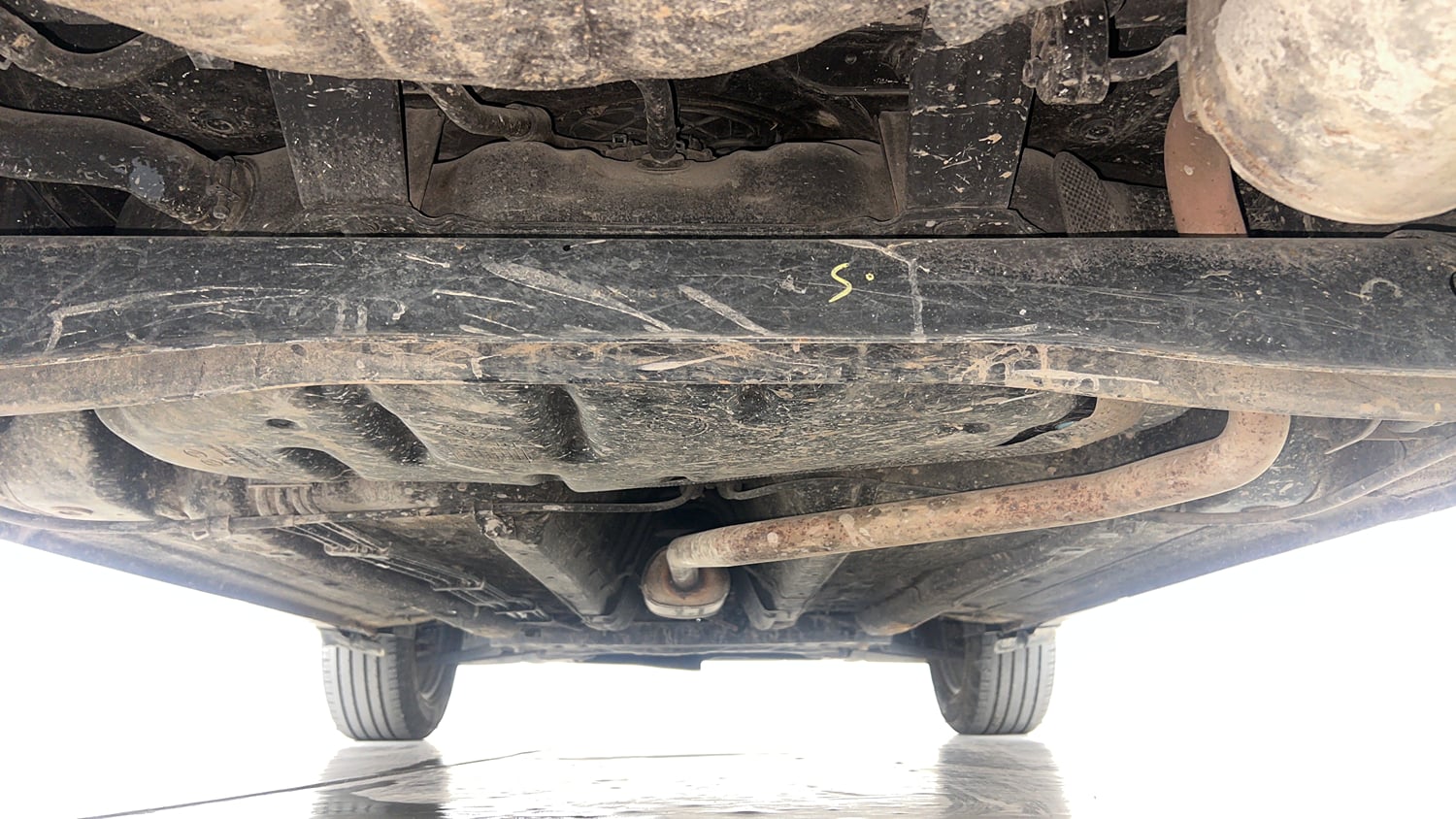 Used 2022 Kia Sonet HTK Plus 1.2 Petrol Manual extra REAR UNDERBODY VIEW (TAKEN FROM REAR)