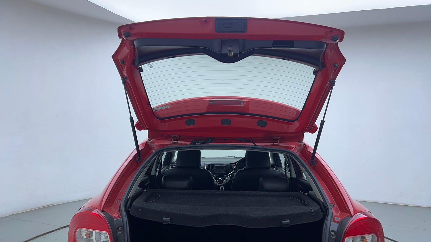 Used 2018 Maruti Suzuki Baleno Delta 1.2 AT Petrol Automatic interior DICKY DOOR OPEN VIEW