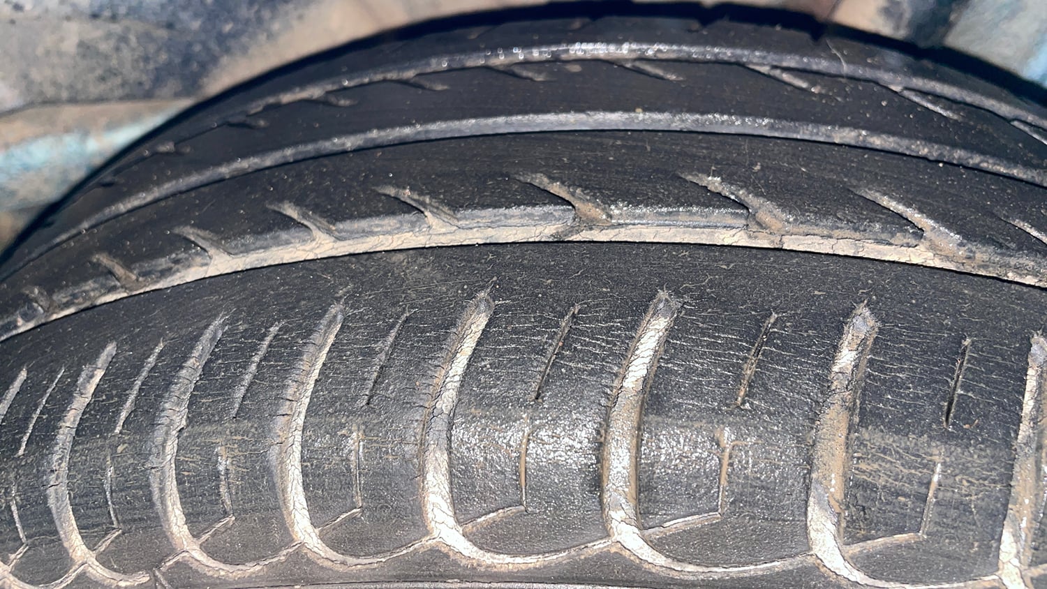 Used 2017 Tata Tiago Revotron XZ Petrol Manual tyres LEFT REAR TYRE TREAD VIEW