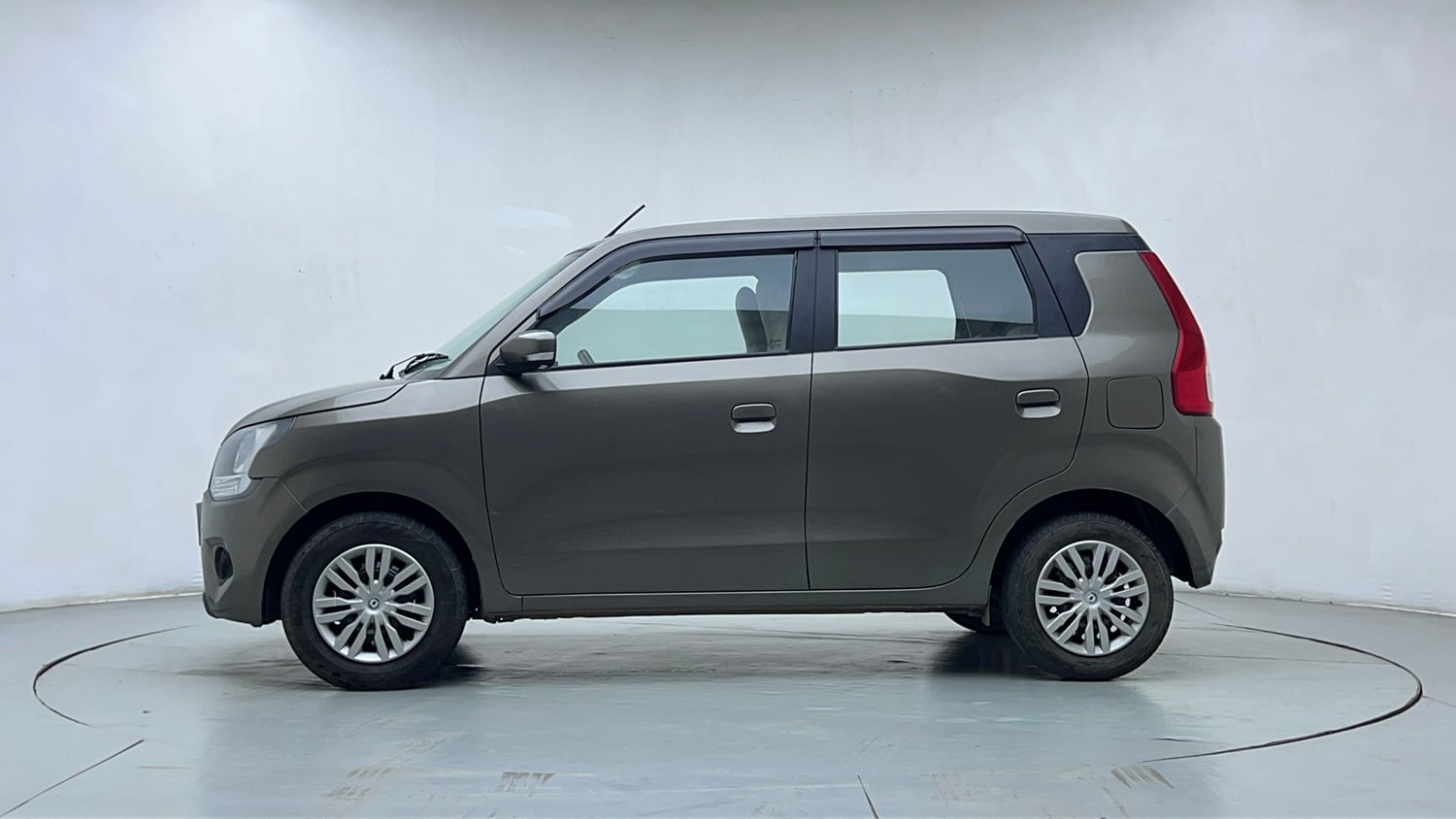 Used 2019 Maruti Suzuki Wagon R ZXi 1.2 Petrol Manual exterior LEFT SIDE VIEW