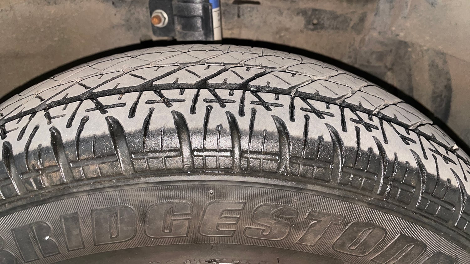 Used 2012 Maruti Suzuki Swift VXi Petrol Manual tyres RIGHT FRONT TYRE TREAD VIEW