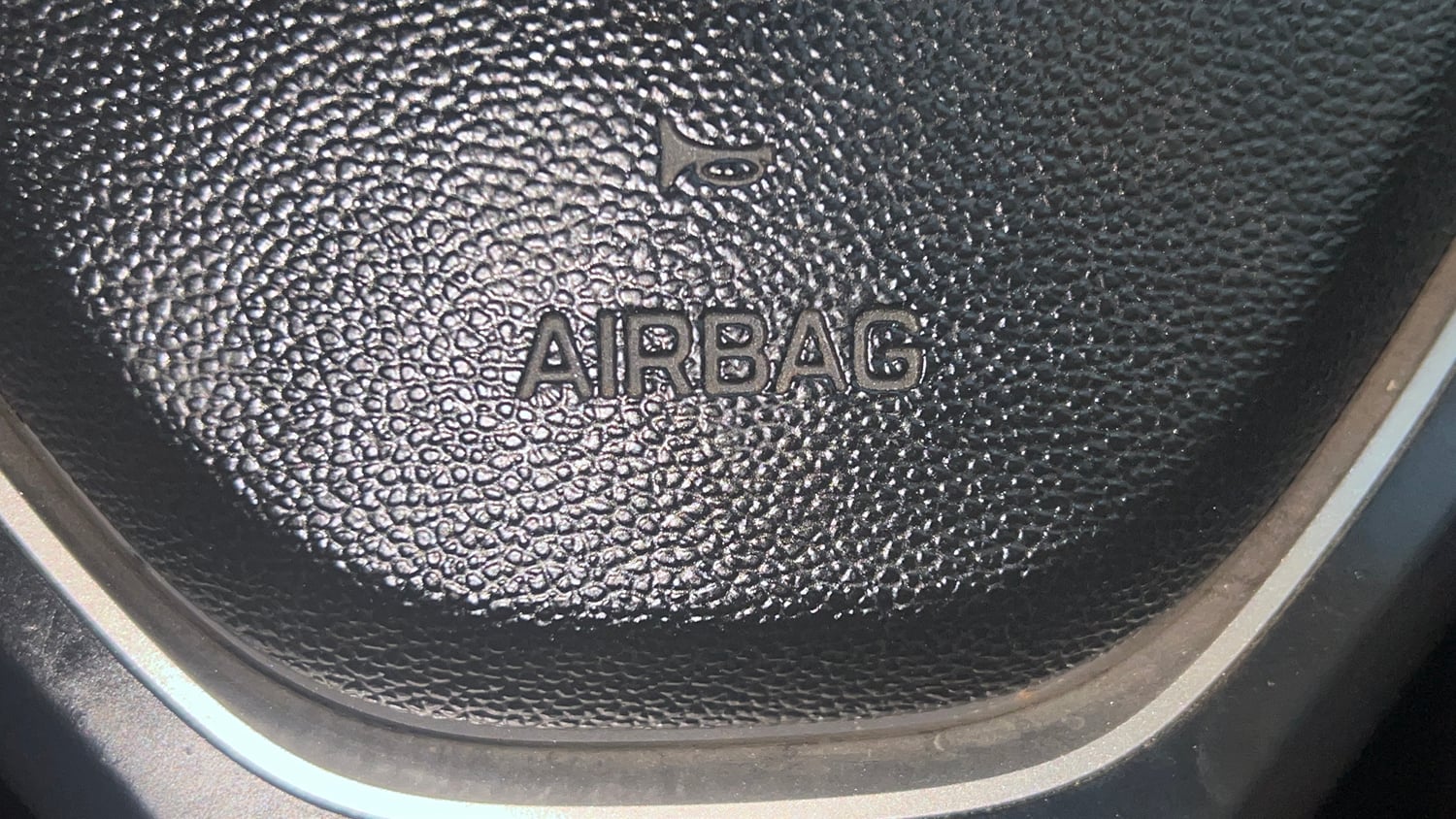 Used 2016 Hyundai i20 Active 1.2 SX Petrol Manual top_features Airbags